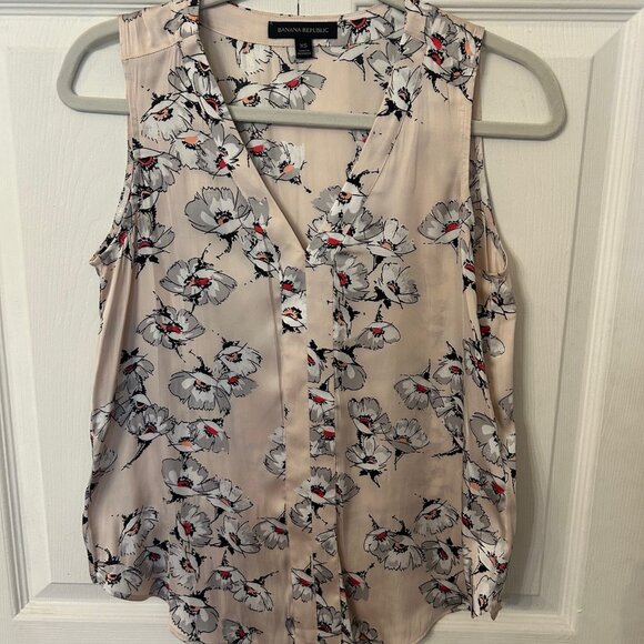 Banana Republic Floral Sleeveless V-Neck Top Size XS - Picture 1 of 3